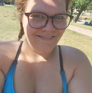 Meet your Posher, Tanis